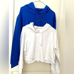 Bundle of 2 hoodie sweatshirt Blue and white cropped size xsmall